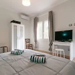 Country & B&B